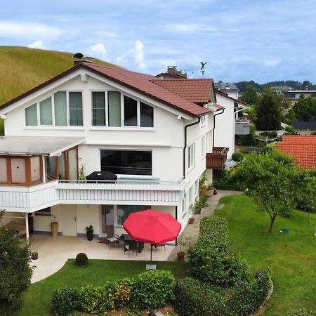 Ferienwohnung Am Alpenblick 5 林道 外观 照片